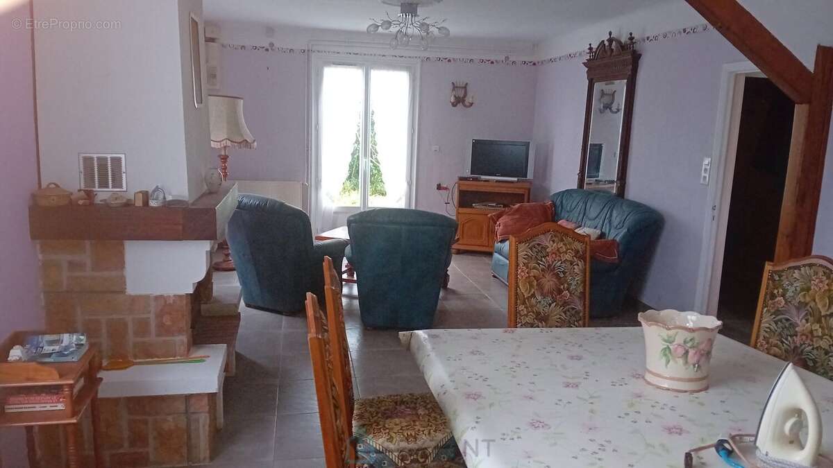 Maison 6 pièces avec grand terrain et dépendances - photo 2