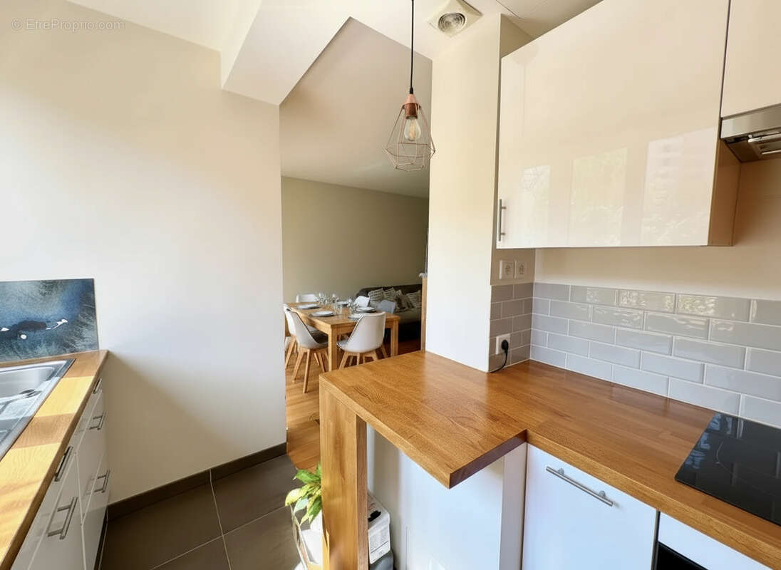 Appartement à VERRIERES-LE-BUISSON