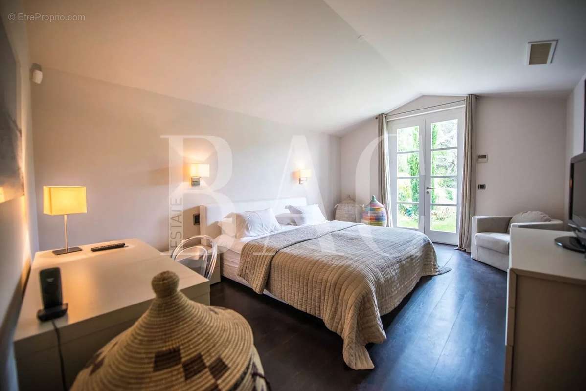 Maison à RAMATUELLE