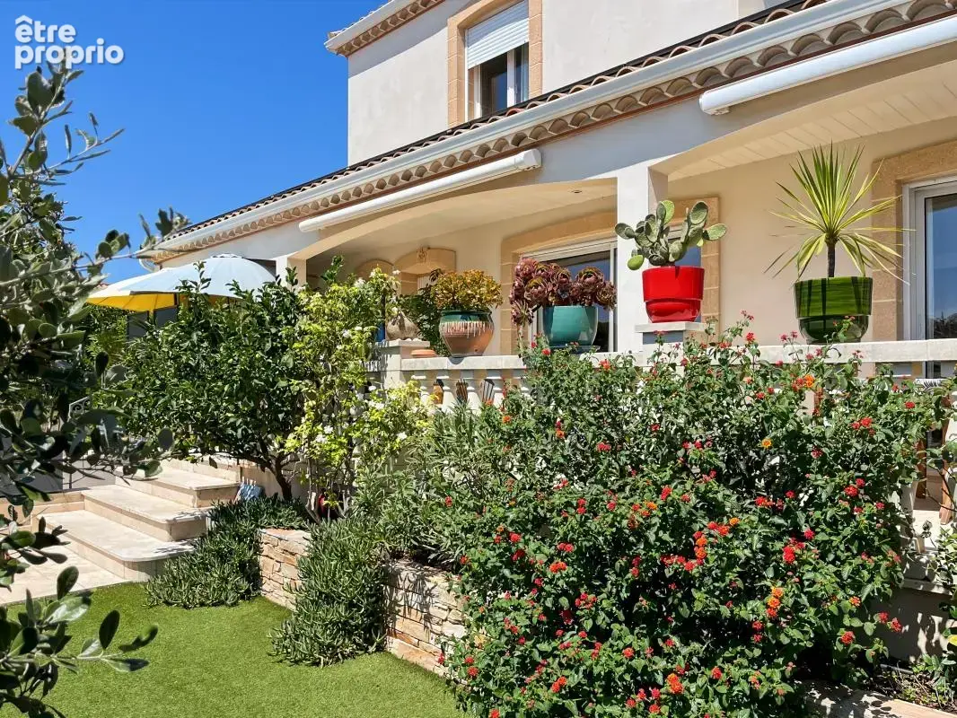 Vente superbe villa de standing à Marseillan à 5 minutes à pied du port - photo 1