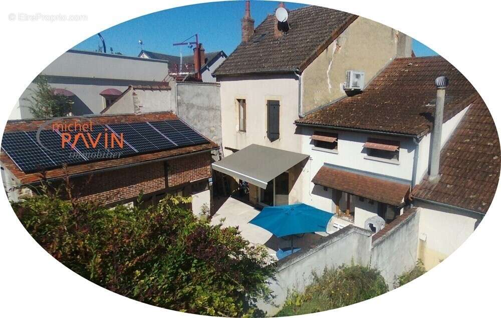 Maison à LA GUERCHE-SUR-L'AUBOIS