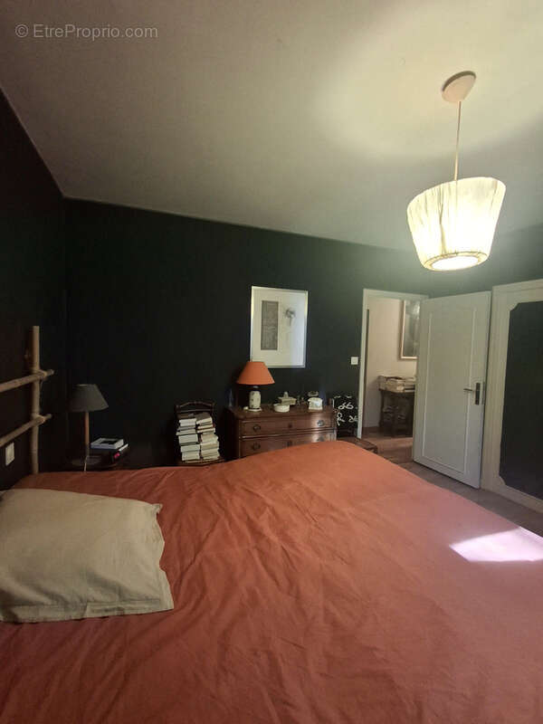 Maison à RENNEVILLE