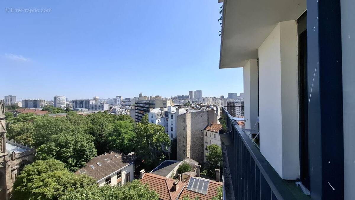 Appartement à PARIS-14E
