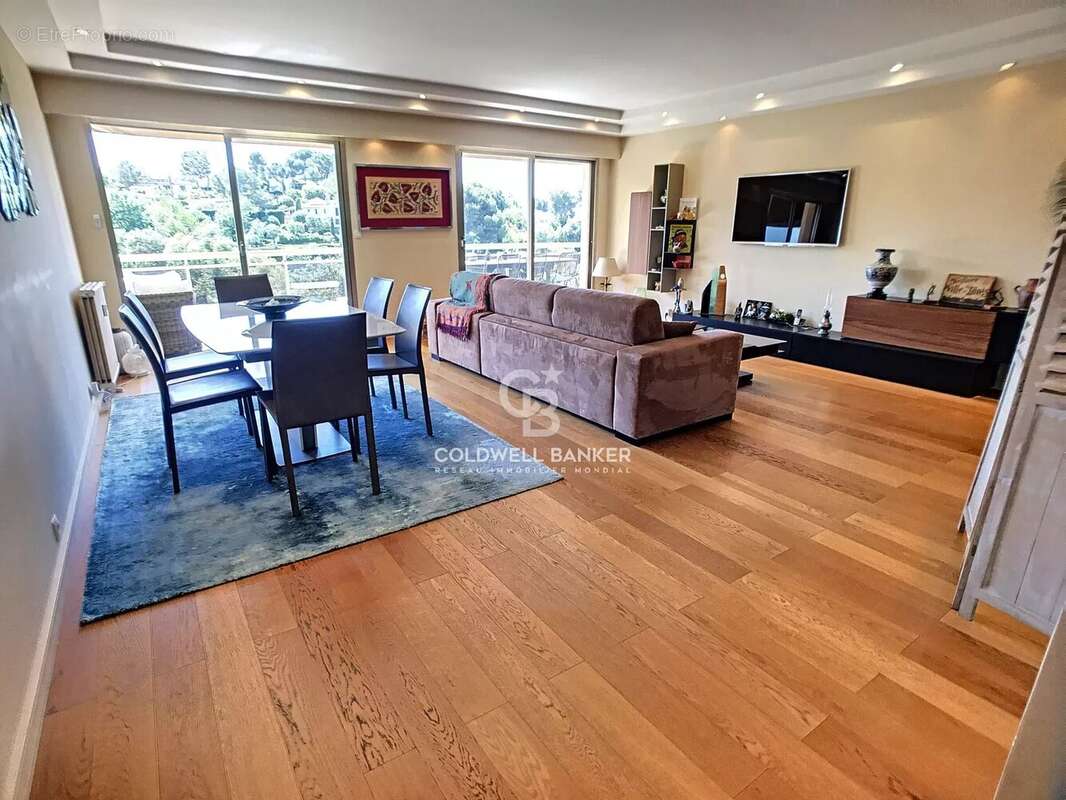 Appartement à LE CANNET