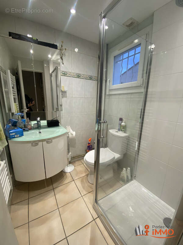 Maison à VAULX-MILIEU