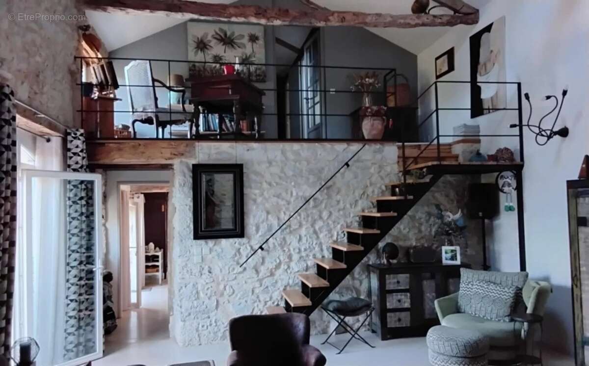 Maison à ESCLAUZELS
