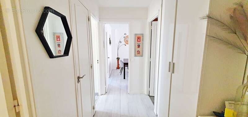 Appartement à HOUILLES