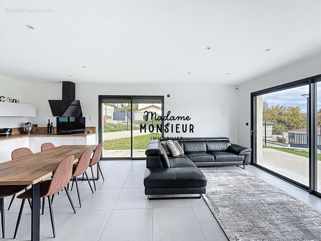 Maison à BOURGOIN-JALLIEU