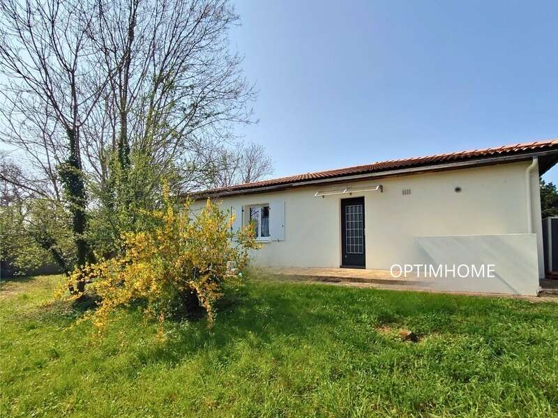 Maison à SAINT-LAURENT-DE-LA-PREE