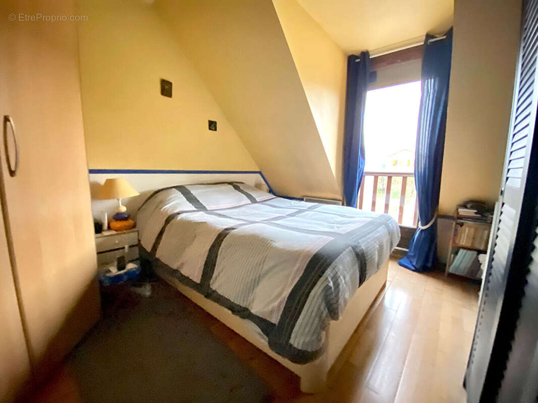 Maison à SARTROUVILLE