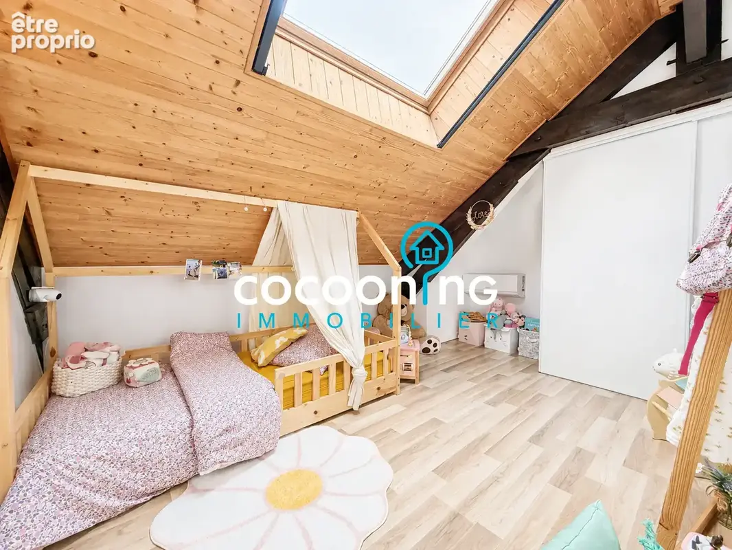 Maison familiale avec beaux volumes et espace indépendant à fort potentiel - photo 12