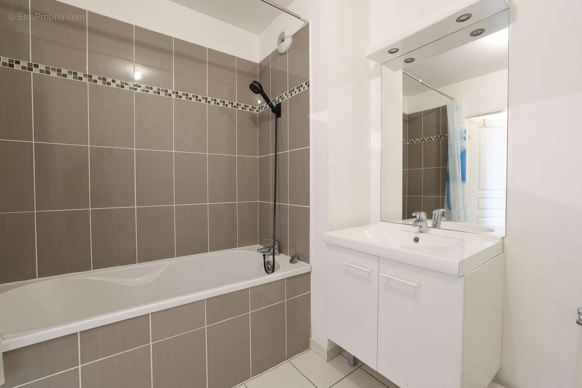 Appartement 60 m² à Wasquehal  - photo 6
