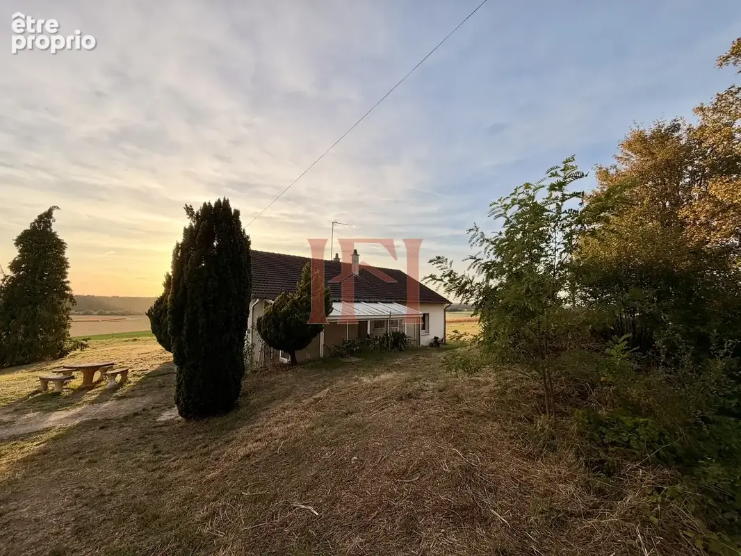 Secteur calme, plain-pied et vue sur la vallée : maison avec dépendances sur vaste terrain - 12 min cloyes les - photo 18