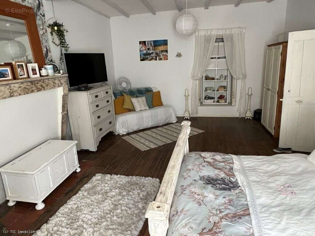 Maison à VERTEUIL-SUR-CHARENTE