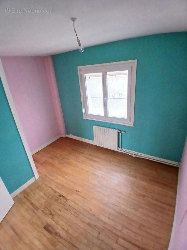 Maison à NEUVILLE-SAINT-REMY