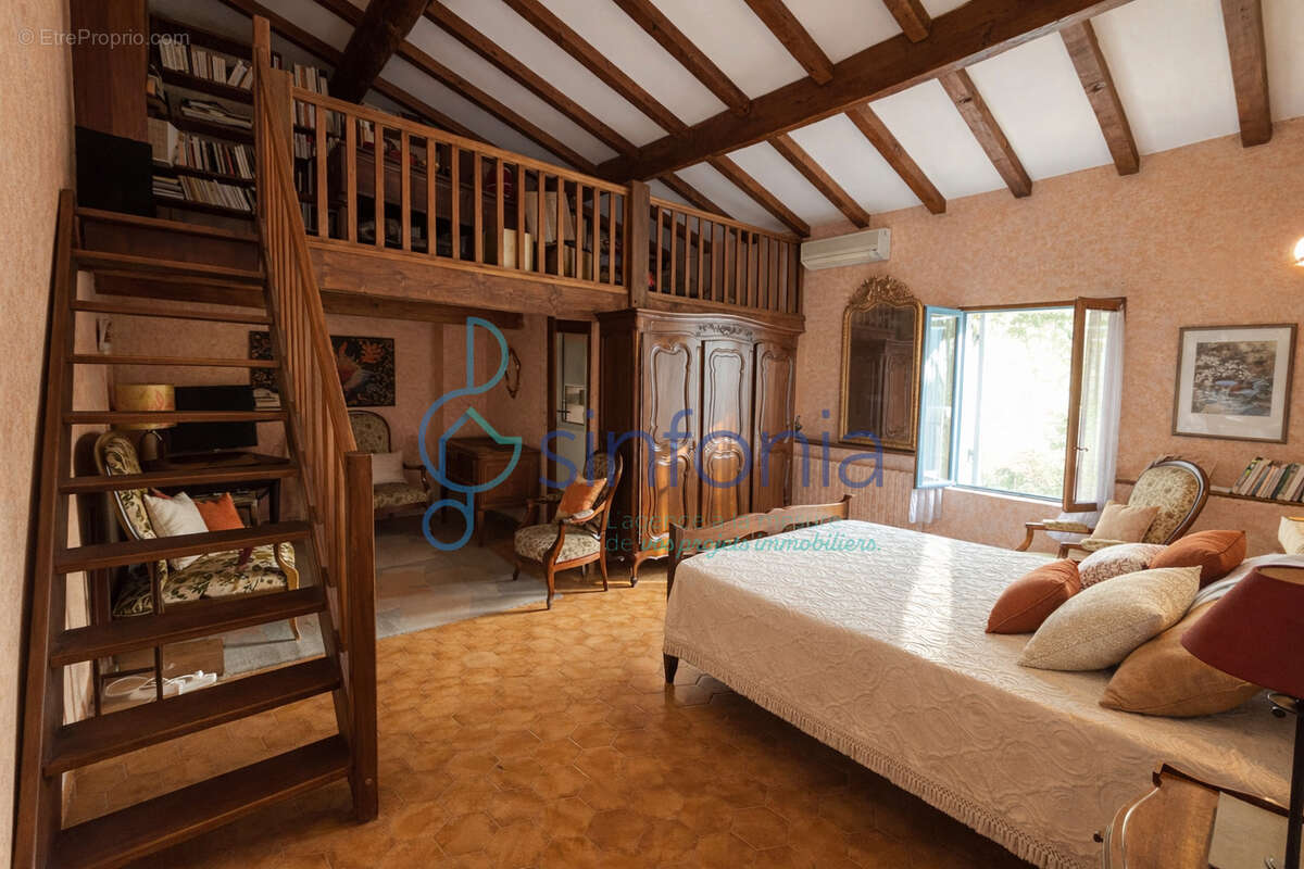 Maison à AUBAIS
