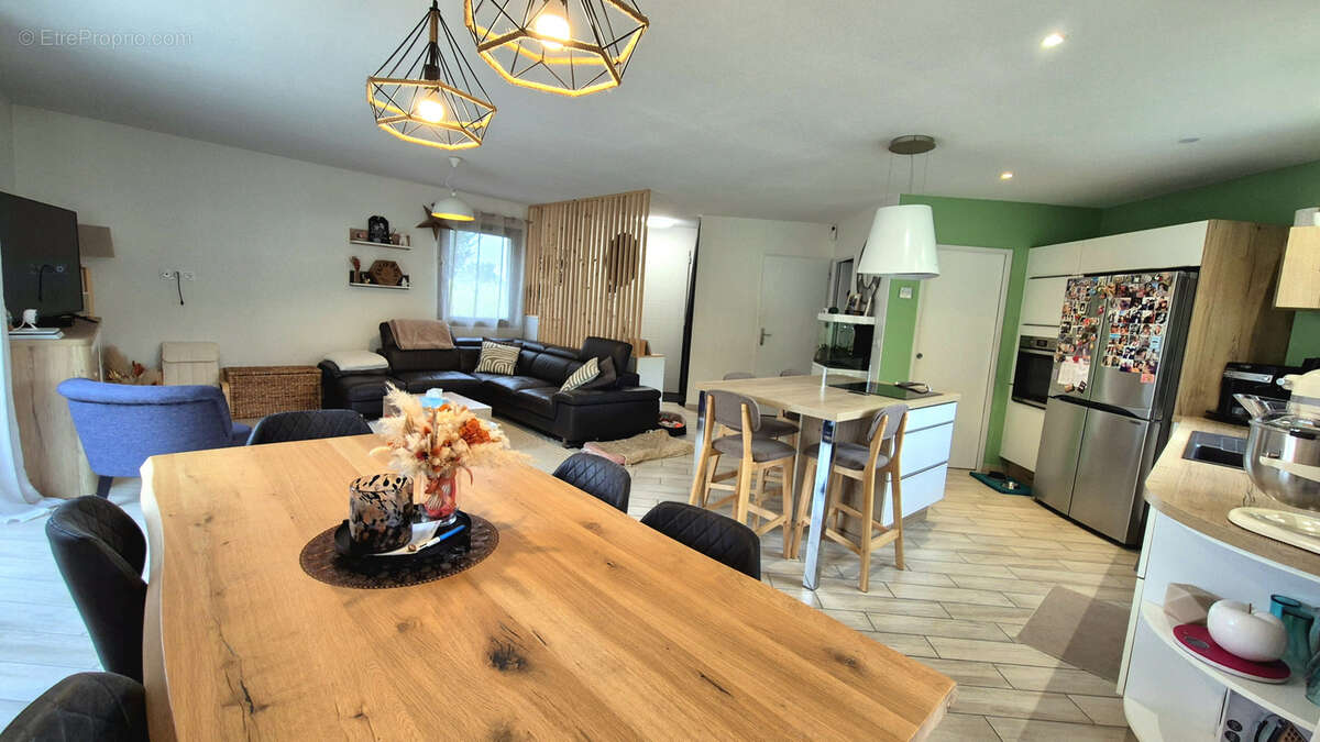 Maison à CHATUZANGE-LE-GOUBET