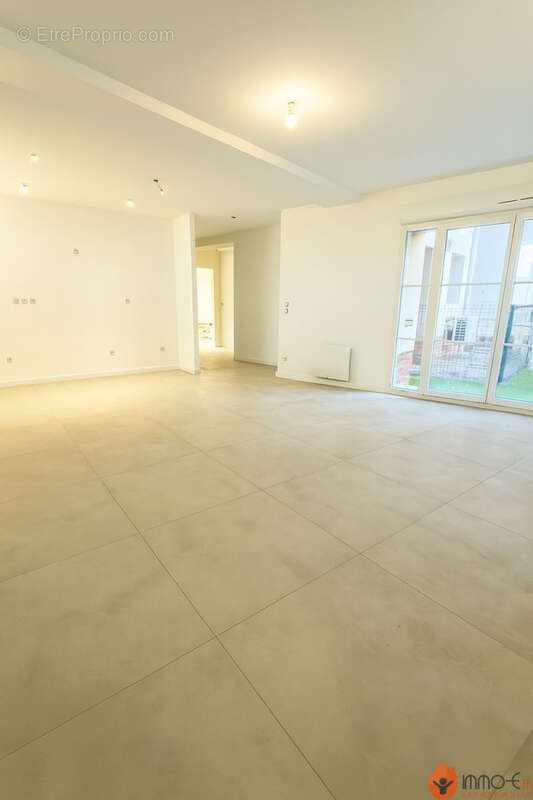 Appartement à BUSSY-SAINT-GEORGES