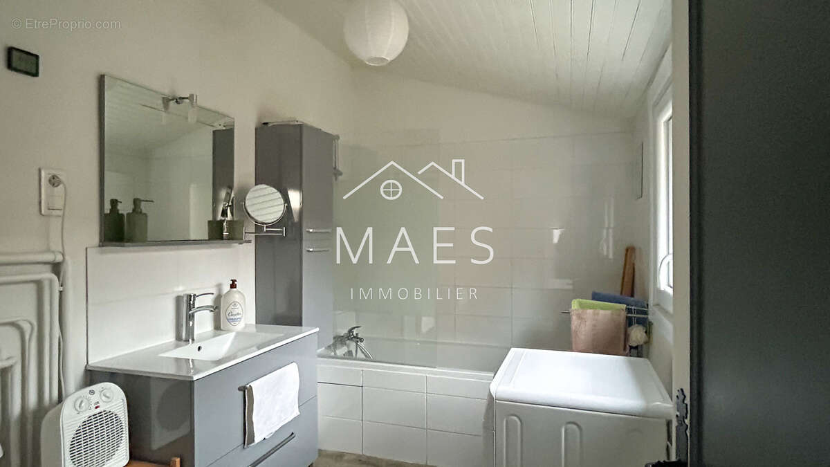 Maison à WAMBRECHIES