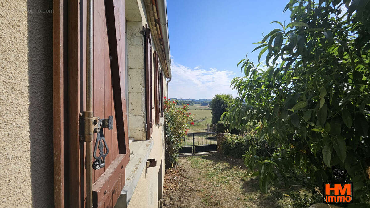Maison à LADIGNAC-LE-LONG