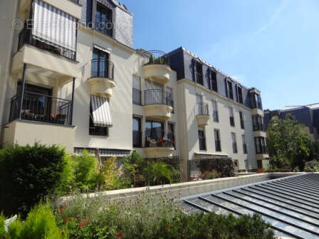 Investissement locatif résidence services Hespérides Chateau rentabilité 5.20 % net - photo 3