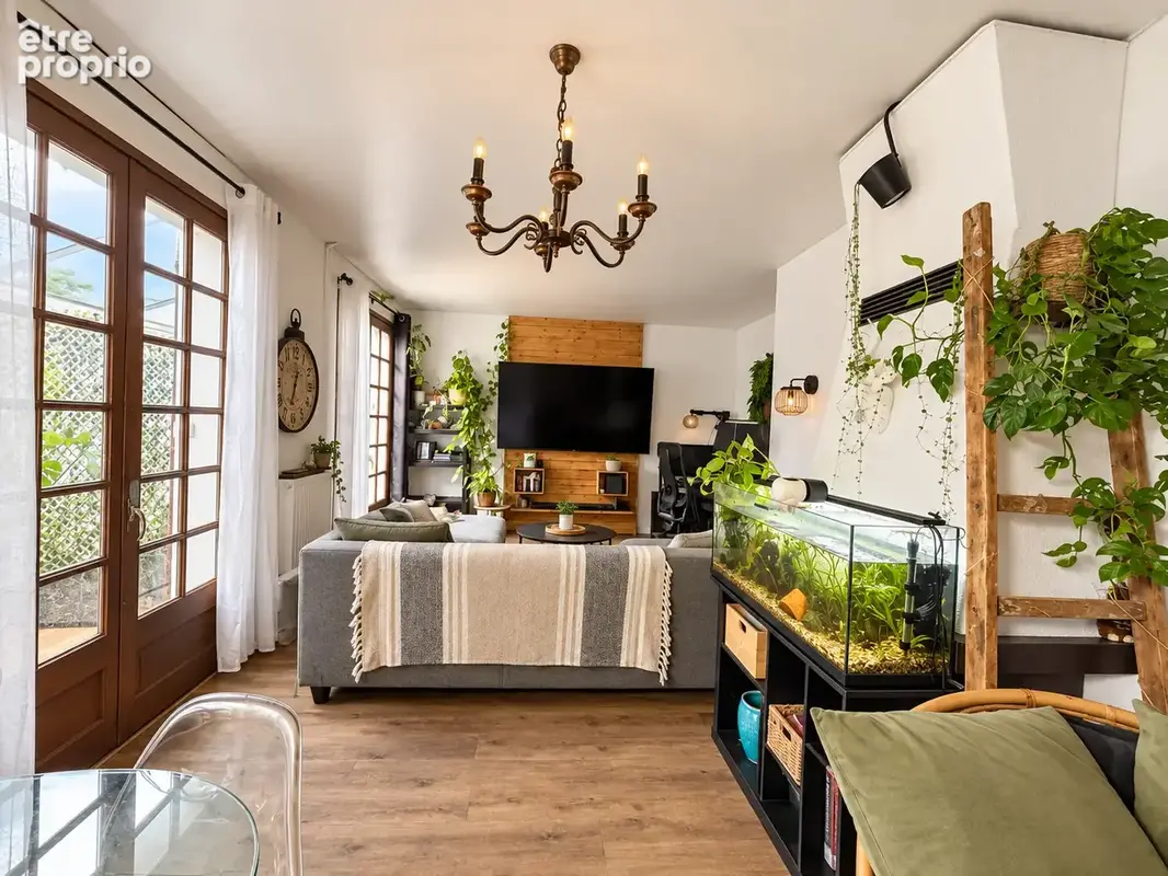 Maison de plain-pied à rénover   72 m2 sur 1 100 m2 de terrain, à 10 min de Pau - photo 3
