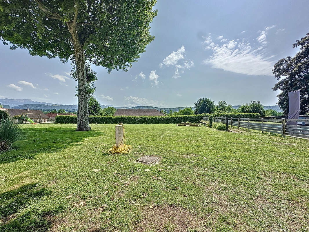 Maison à LE PONT-DE-BEAUVOISIN