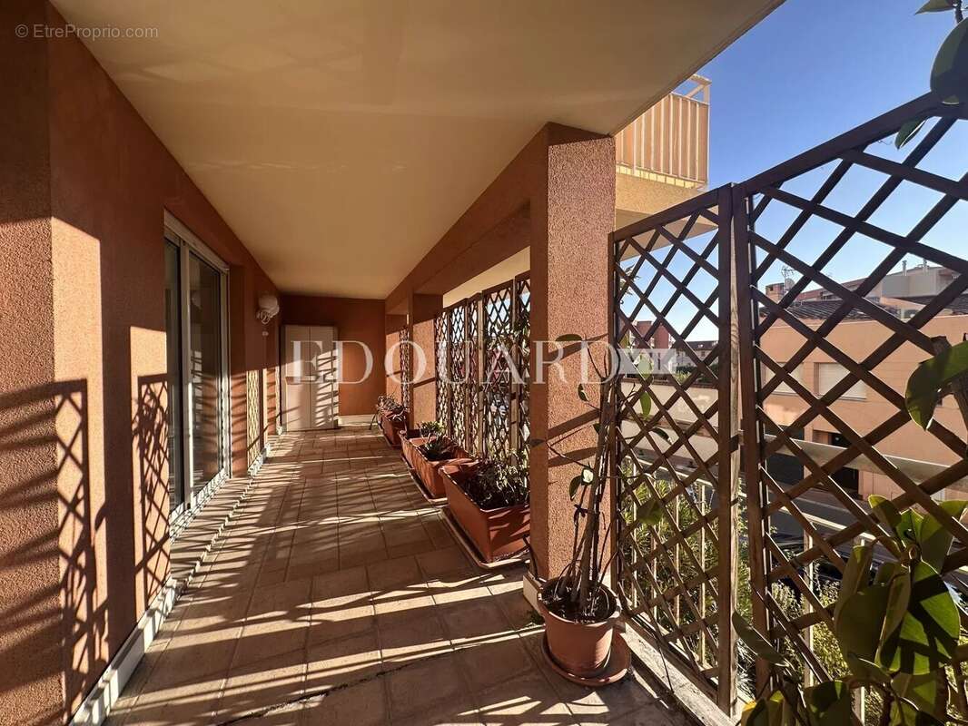 Appartement à ROQUEBRUNE-CAP-MARTIN