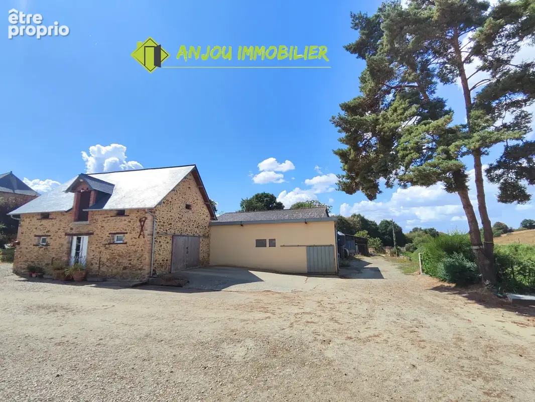 Maison de campagne avec dépendances et terrain - photo 13