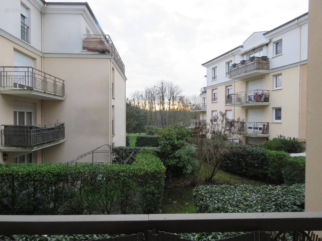 Photo 1 - Appartement à VIGNEUX-SUR-SEINE
