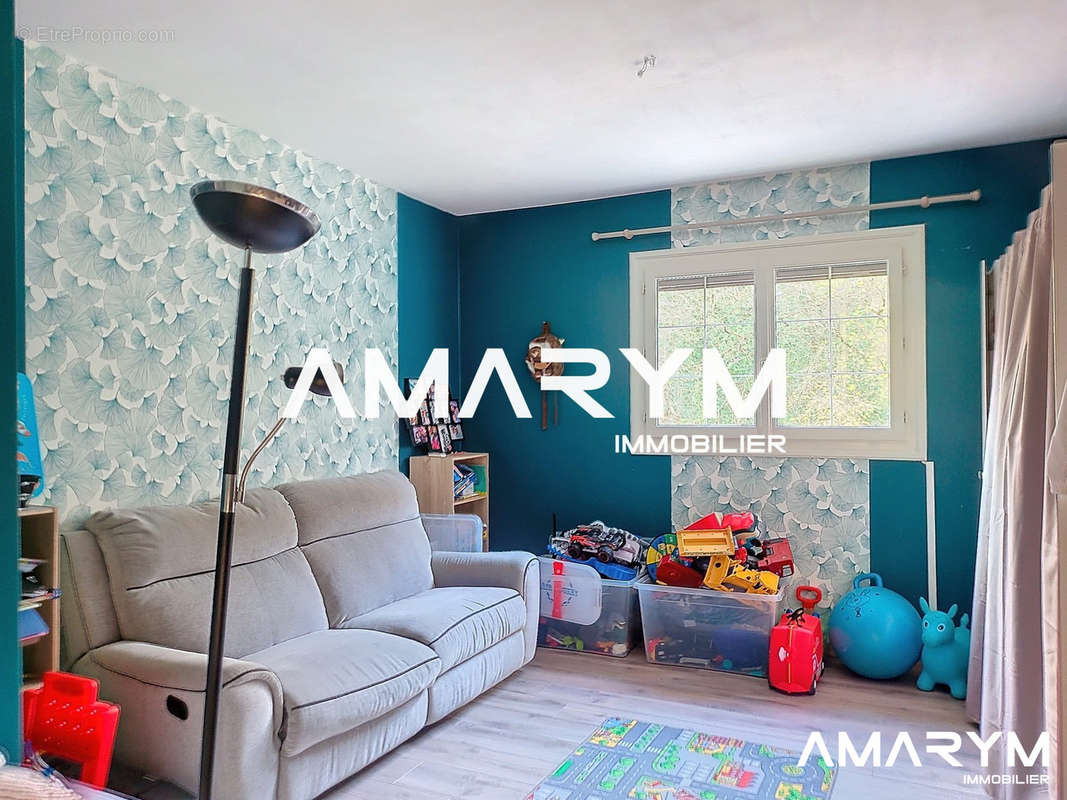 Maison à SAINT-QUENTIN-LA-MOTTE-CROIX-AU-BAILLY