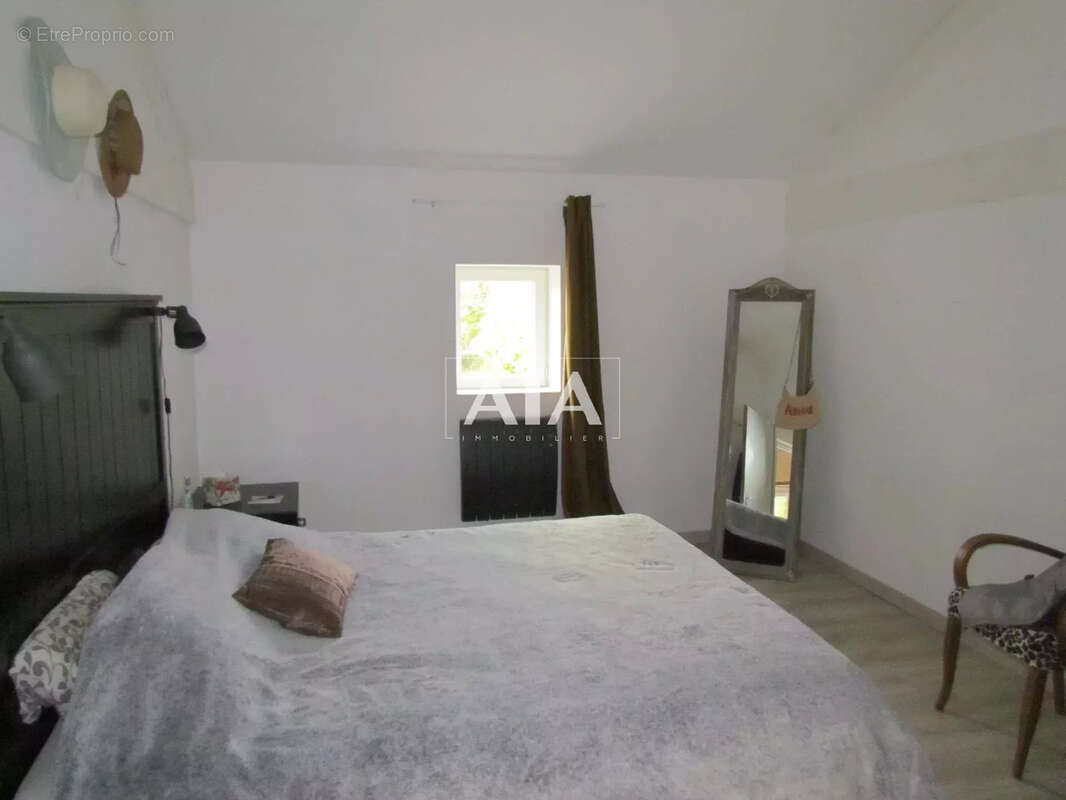 Appartement à SAINT-FRAIGNE