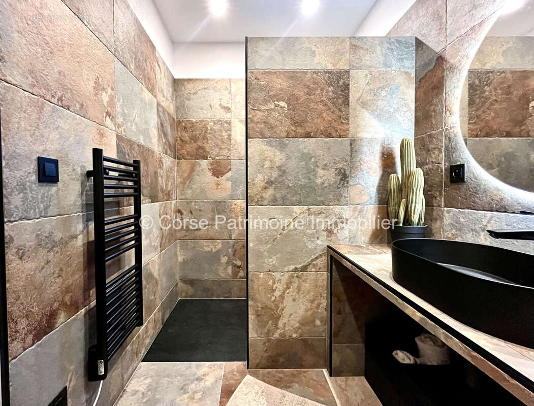 Maison à PORTO-VECCHIO