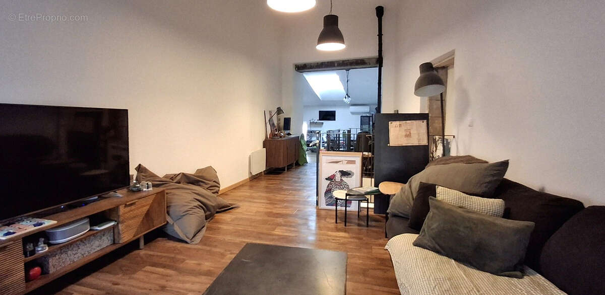 Appartement à SAINT-PAUL-TROIS-CHATEAUX