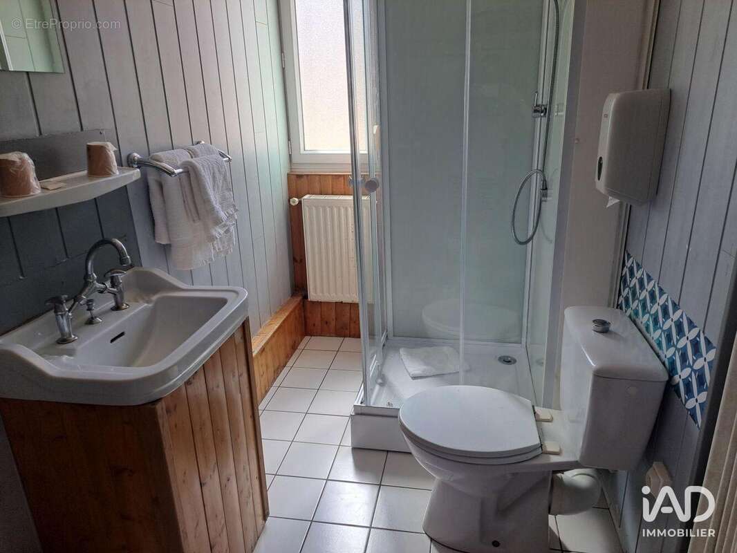 Photo 5 - Commerce à LA BASTIDE-PUYLAURENT