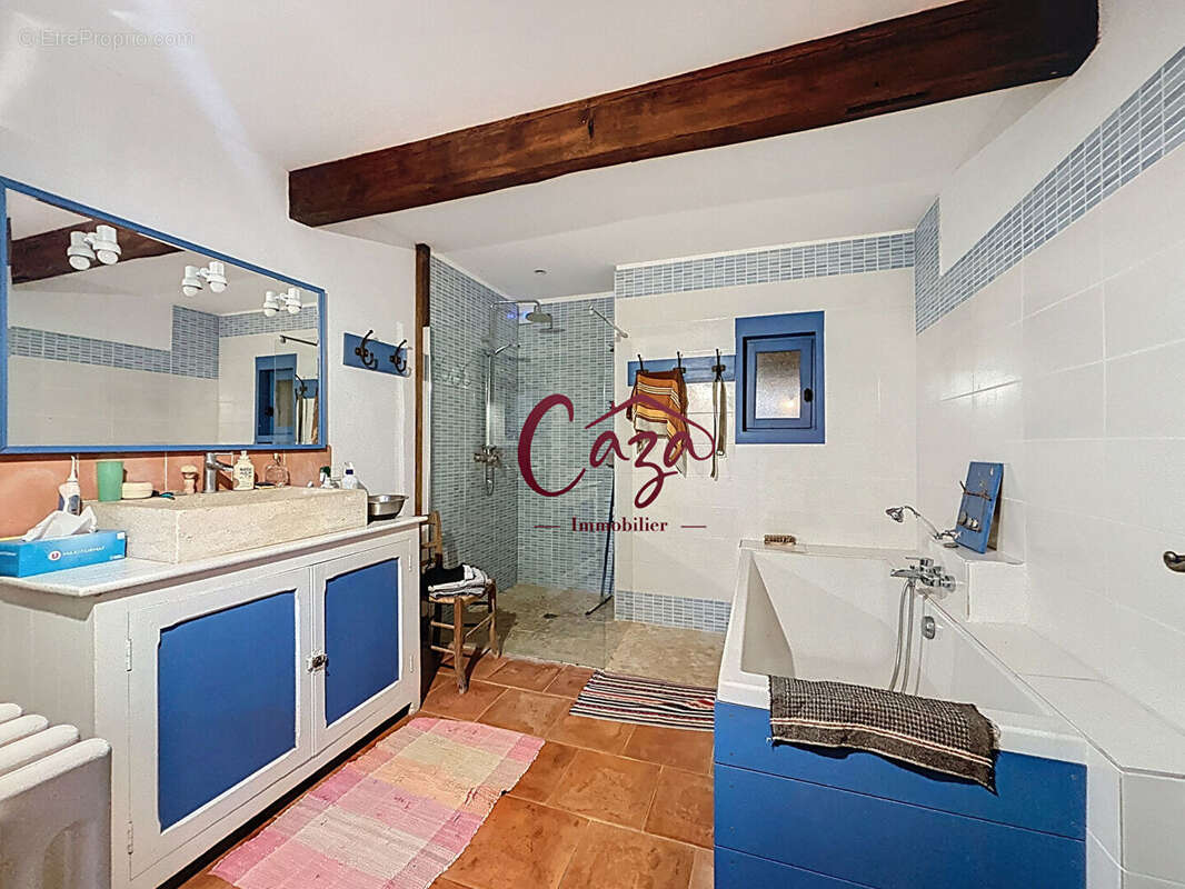 Maison à CAMBLANES-ET-MEYNAC