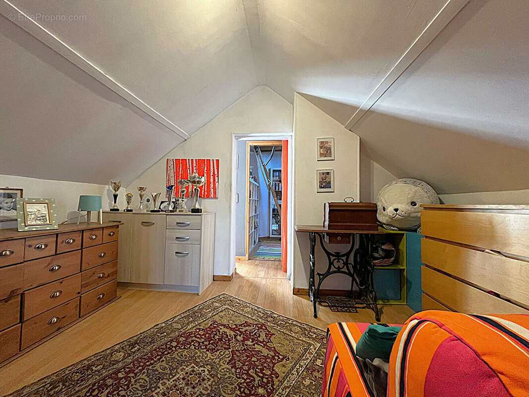 Maison à CORQUILLEROY