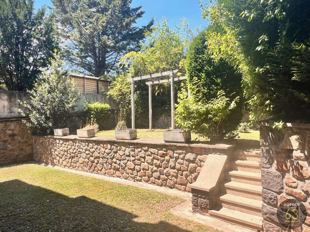 Appartement à CHATELGUYON