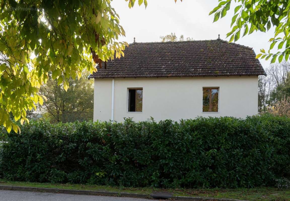 Maison à BAGAT-EN-QUERCY