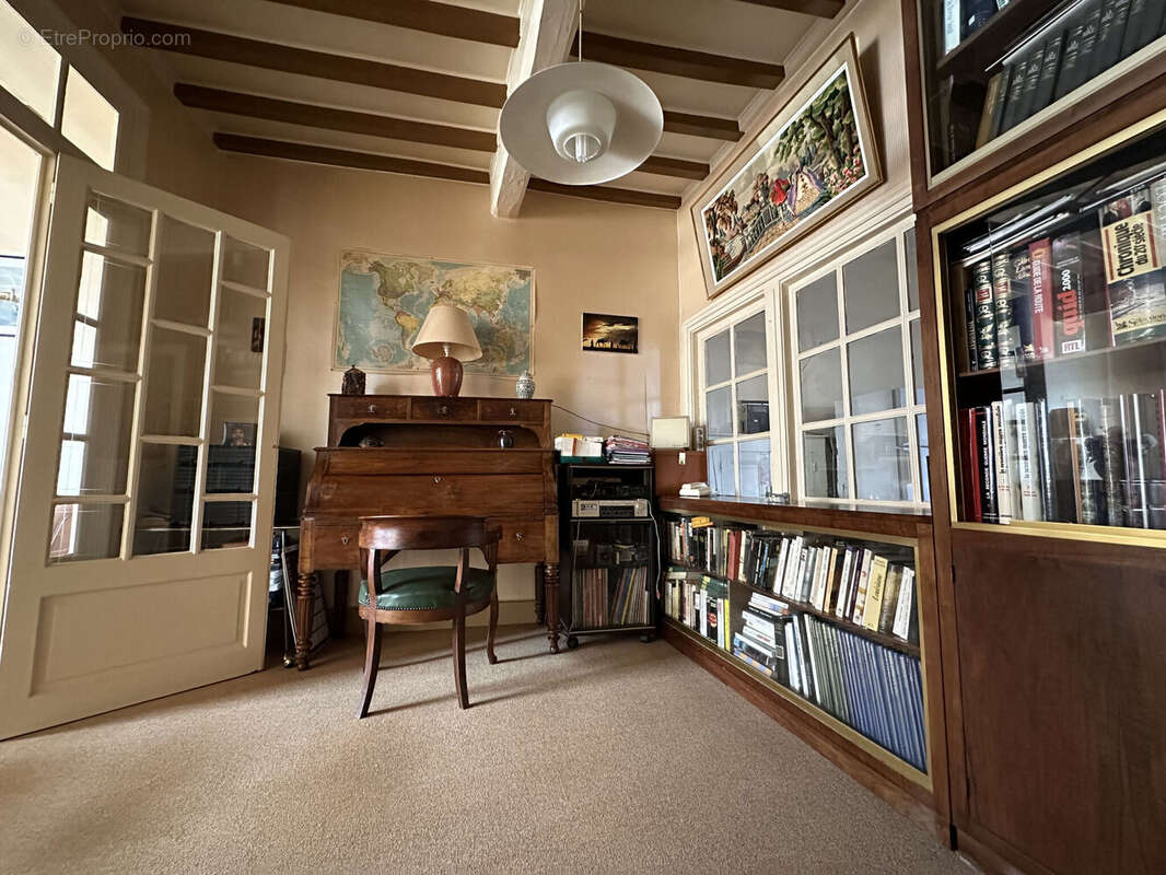 Photo 3 - Maison à SAINT-JUST-LA-PENDUE