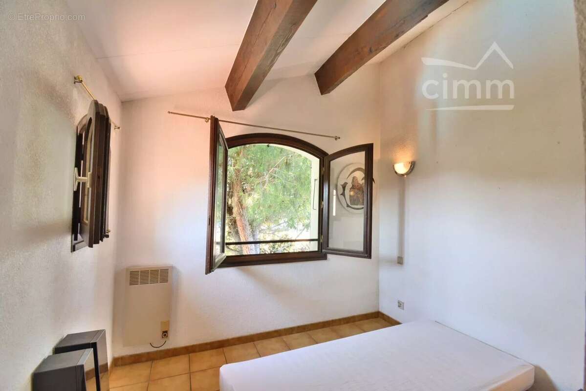 Vente - saint cyprien plage - belle villa 4 faces  - piscine - 6 pieces - 66750 - pyrenees orientales - region occitanie - photo 15