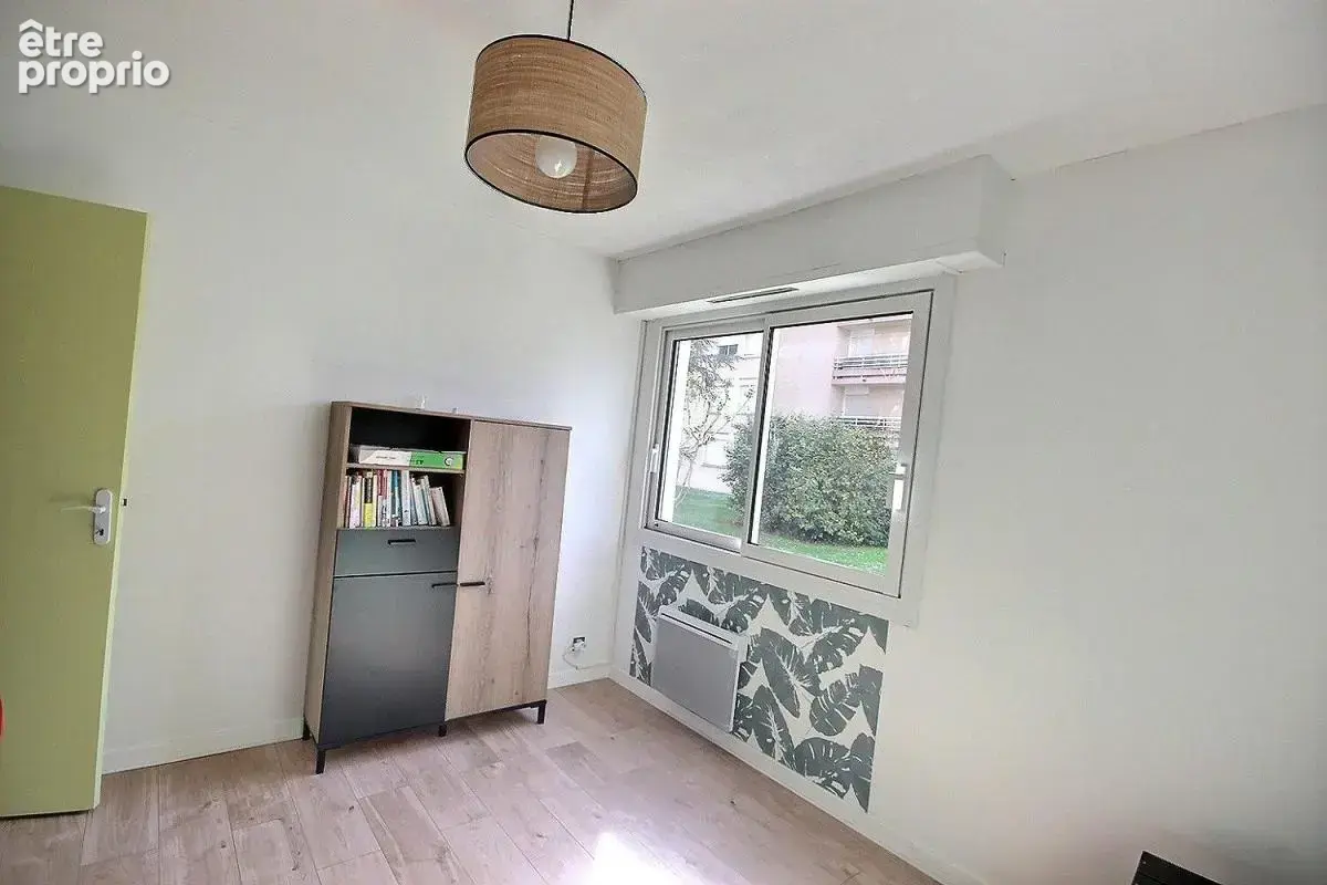 Billère hauteurs — appartement t2 lumineux de 77 m² avec potentiel de transformation - photo 9