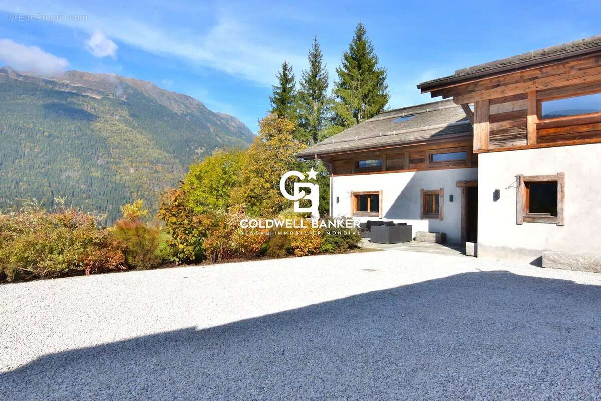 Maison à LES HOUCHES