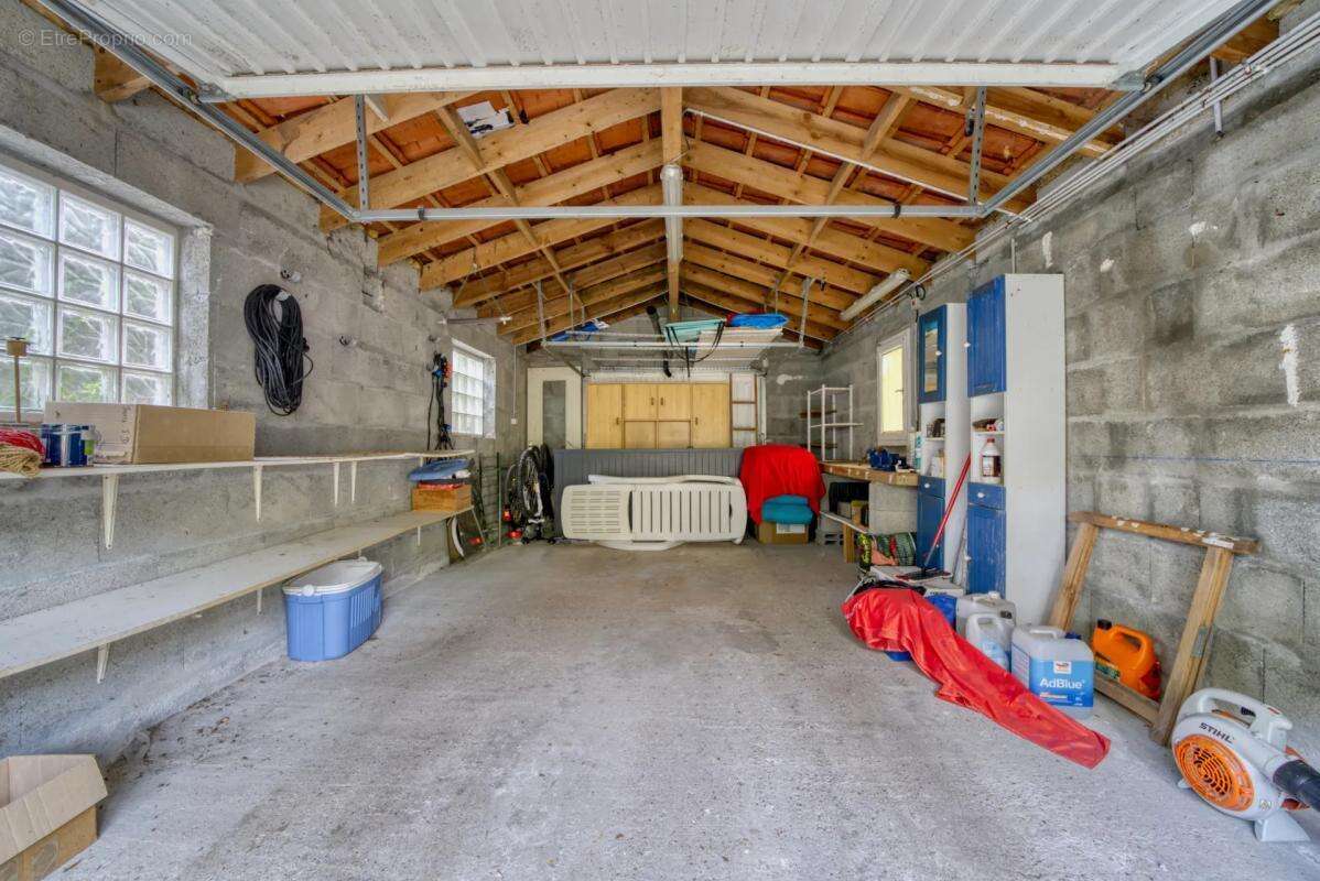 Maison à MESCHERS-SUR-GIRONDE