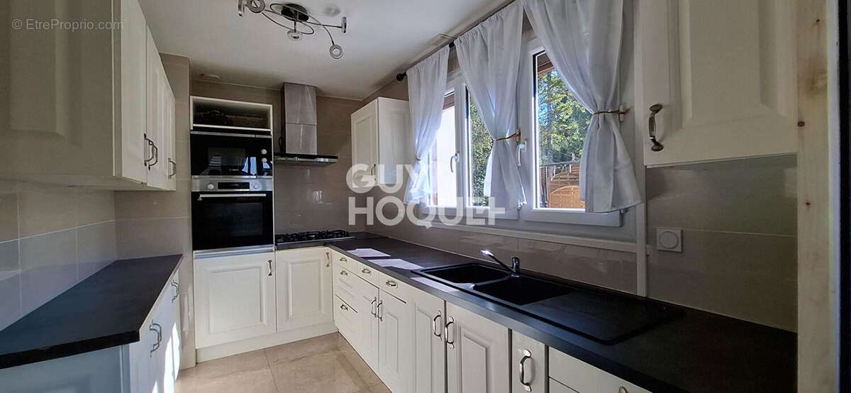 Maison familiale 7 pièces ? 4 chambres ? Vue dégagée sur la vallée - photo 6