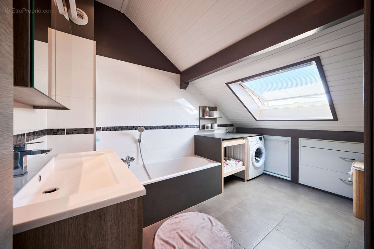 Appartement à ANNECY-LE-VIEUX