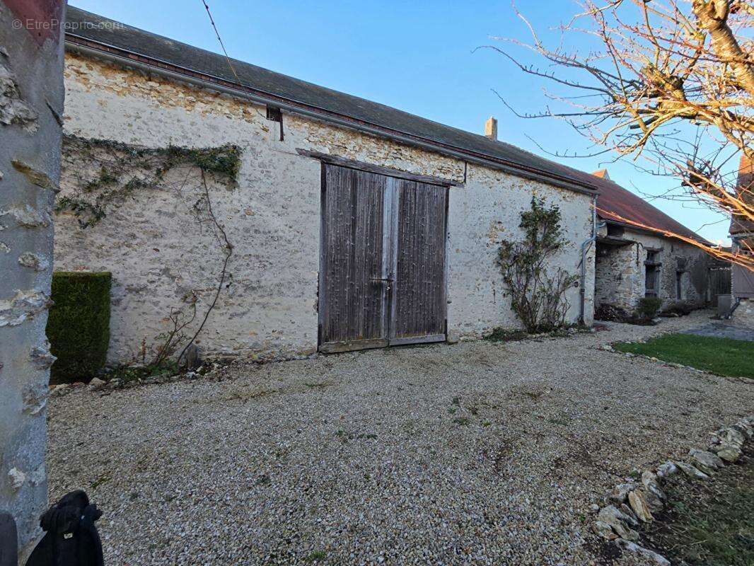 Maison à AUNEAU