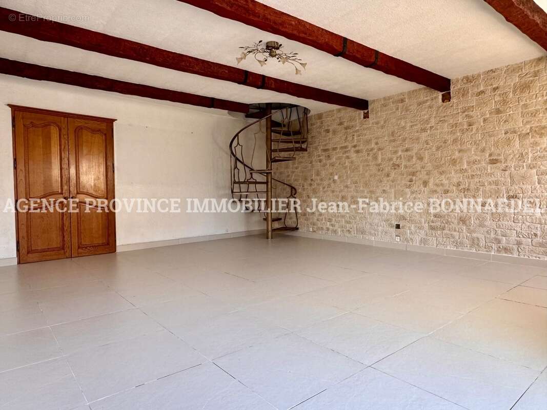 Maison à SERIGNAN-DU-COMTAT