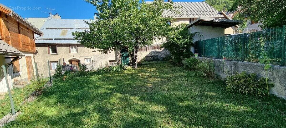 Maison à SAINT-CHAFFREY