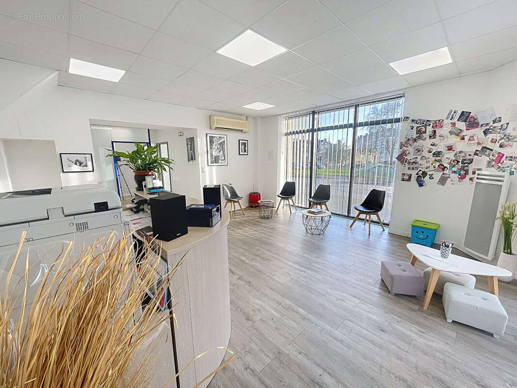 Local commercial Hyper centre - photo 2